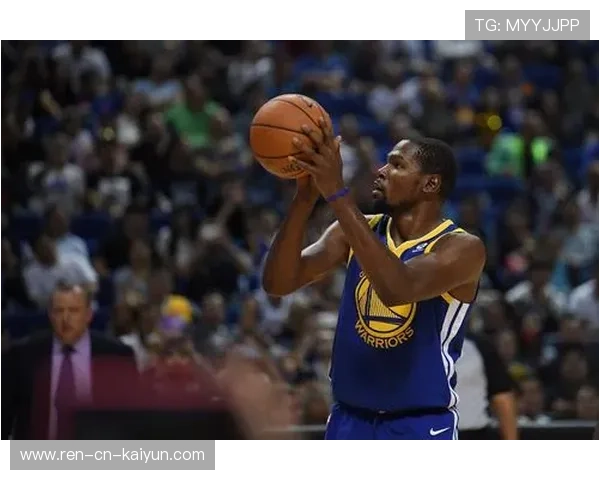 NBA杜兰特持球单打训练持续锋利：细节揭秘顶级得分手的无限潜能